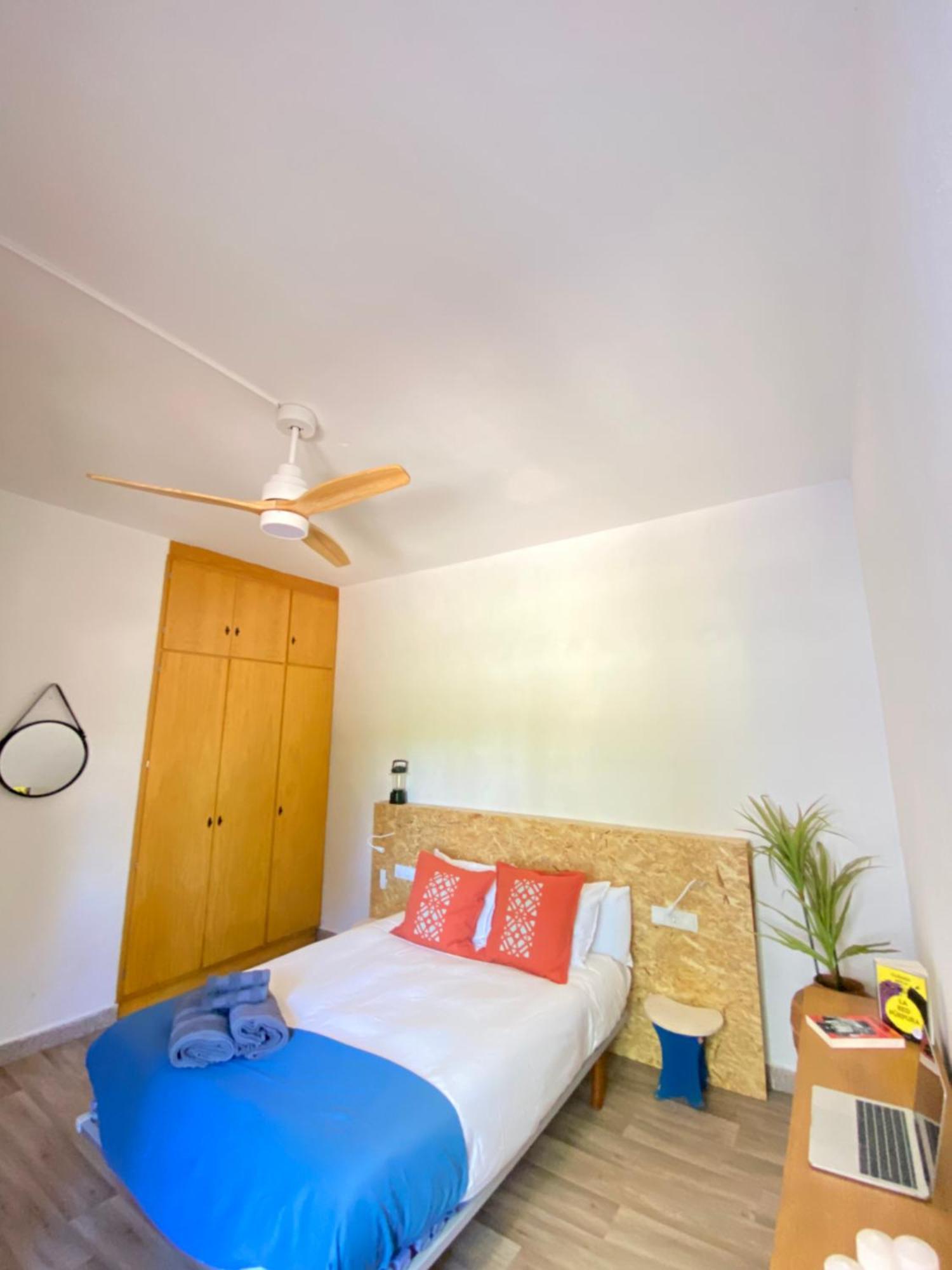 Bed & Breakfast Pink Lemon House