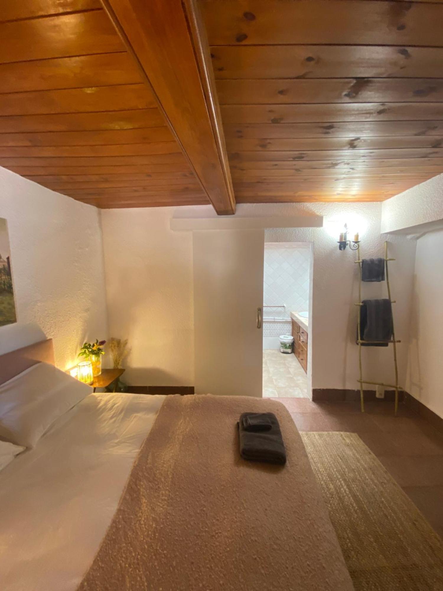 Bed & Breakfast Pink Lemon House Elche