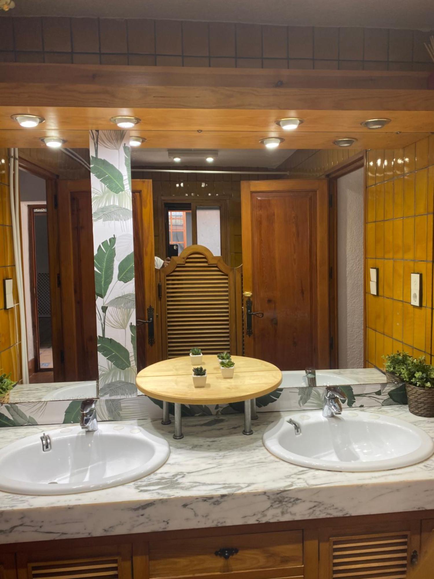Pink Lemon House Bed & Breakfast Elche