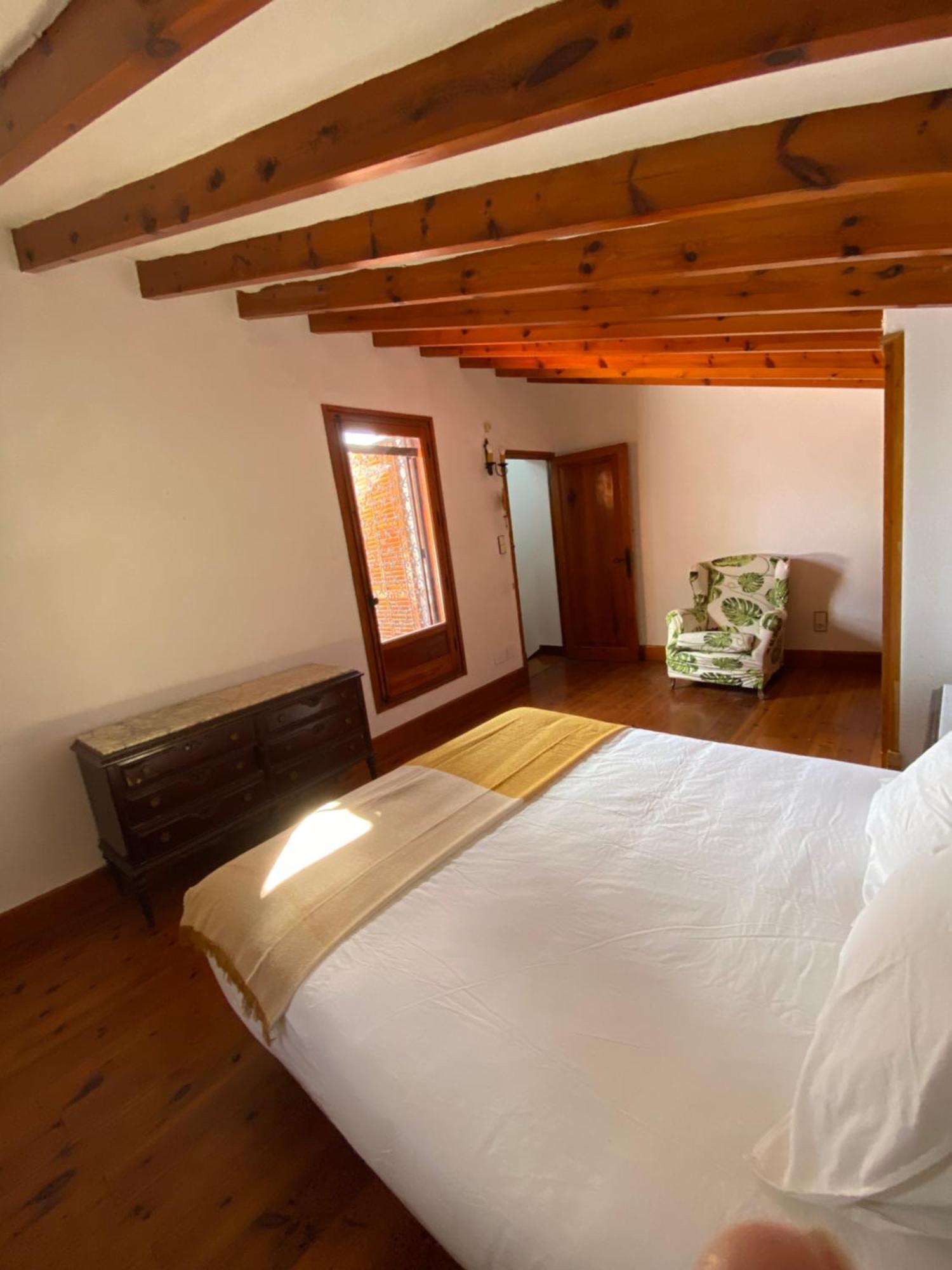 Pink Lemon House Bed & Breakfast